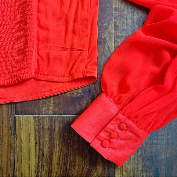 Urban Outfitters Long Sleeve Crop Top With Puffy Shoulders - Picture 4 of 6